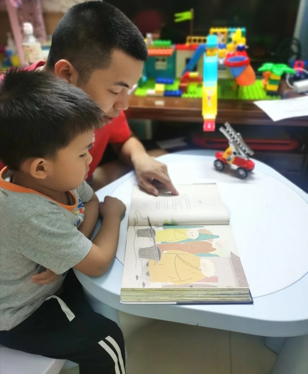 滋润童心，孕育幸！！！自粕秸魍竟使偻埂傲弧倍诨疃