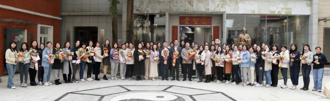 以花润心 以心暖人——白云山征途国际官网公司工会举行主题插花活动